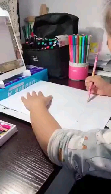 #小章鱼在线少儿美术#儿童画#在家学画画