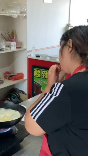 去哪学板面味道好 保定厨掌柜板面学费多少