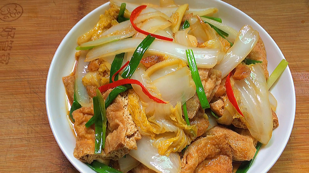 做白菜豆腐时,加一把虾米竟然这么香,鲜香下饭+好吃不贵又营养