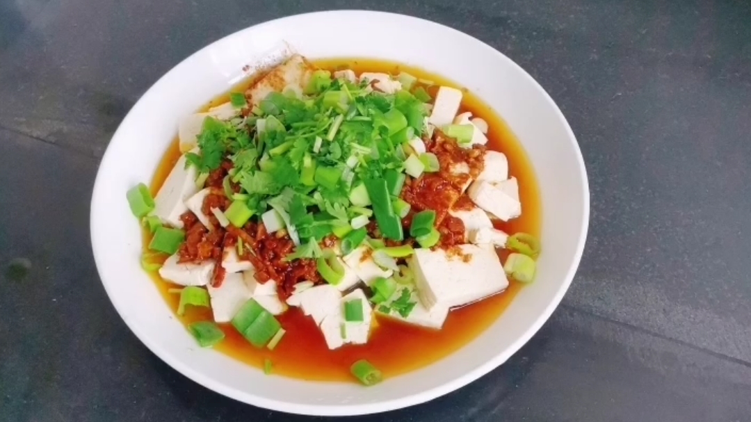 水豆腐这样做才好吃,美味可口的家常菜,肉酱豆腐分享给大家