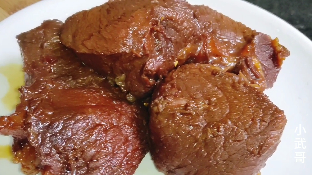 家庭版“酱香牛肉”教程来了,做法简单易学,酱香浓郁