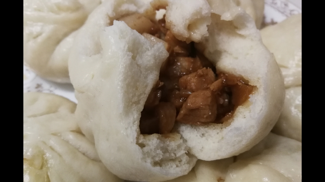 滋养而不过补,美味而不过鲜的三丁包子