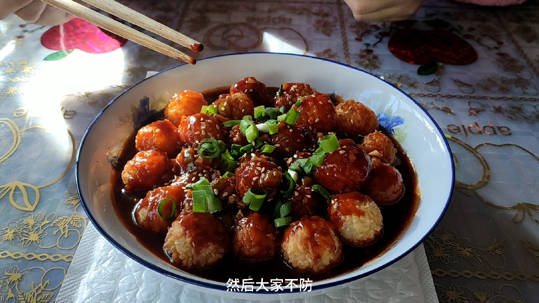 面点师用剩大米做出来的比糖醋丸子还好吃
