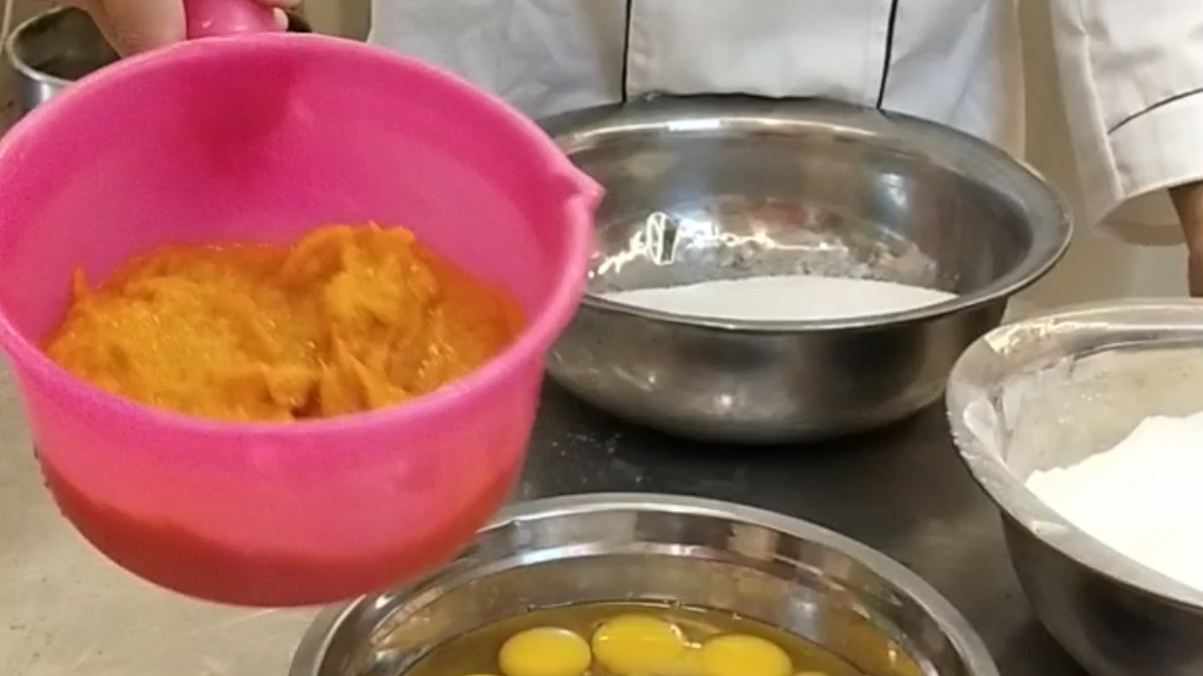 正宗无水南瓜蛋糕配方南瓜蛋糕学习