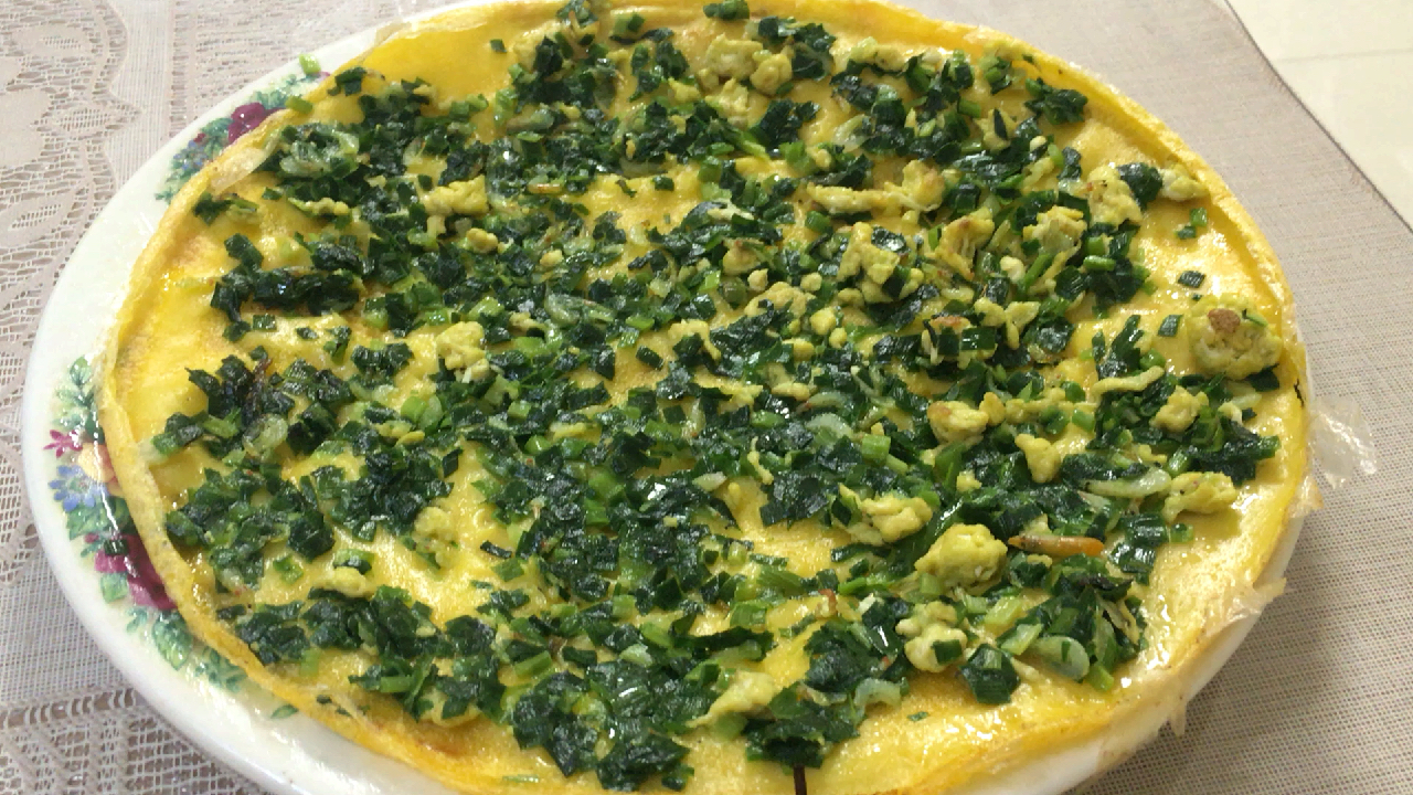 韭菜鸡蛋虾皮玉米面菜糊饼