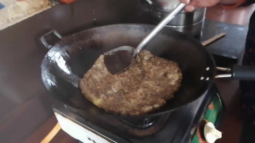 糍粑和绿豆粉这样做,粉粉糯糯太好吃了