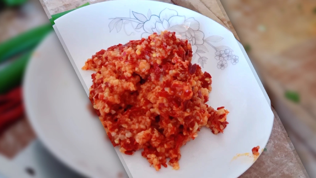 好汤配好油,看看单县羊肉汤的红油怎么做的,看着就有食欲