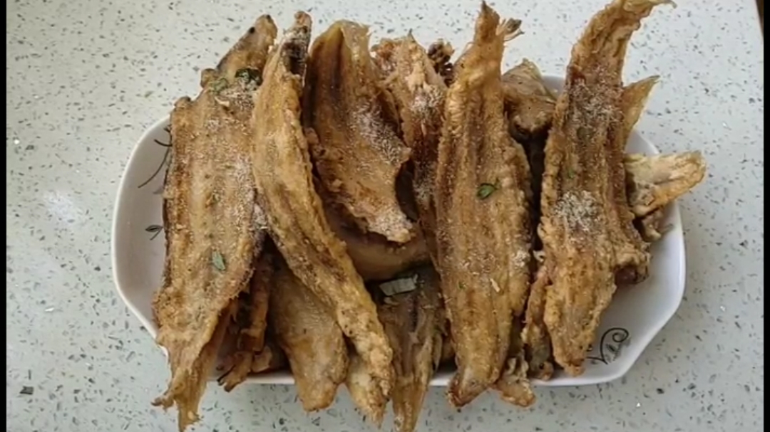 牛舌头鱼这样做金黄酥脆又鲜美。