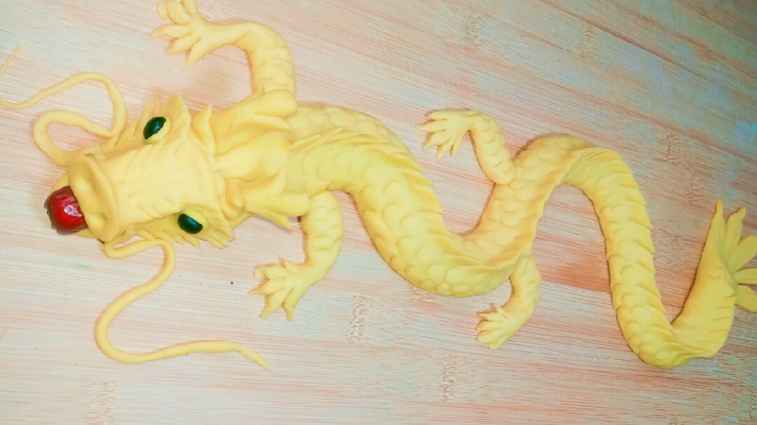 面食龙的捏制方法,原来这么做的,真像啊