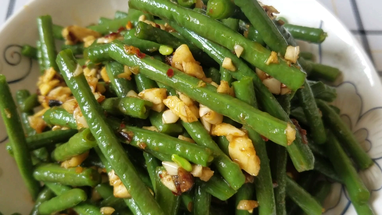 四川特色经典凉拌菜-凉拌豇豆,达到饭店厨师长的级别哟,超下饭