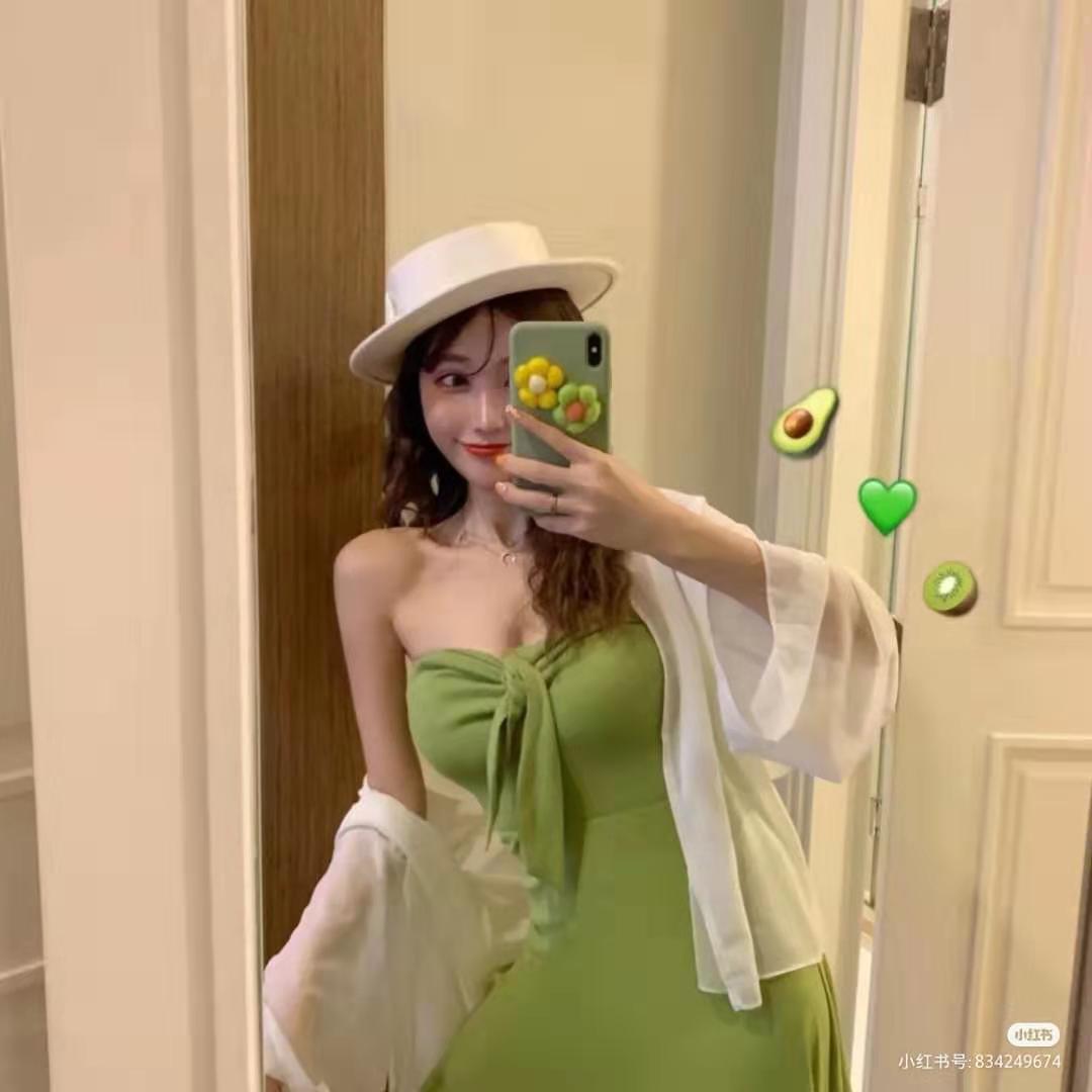 好看绿色女头像等着你