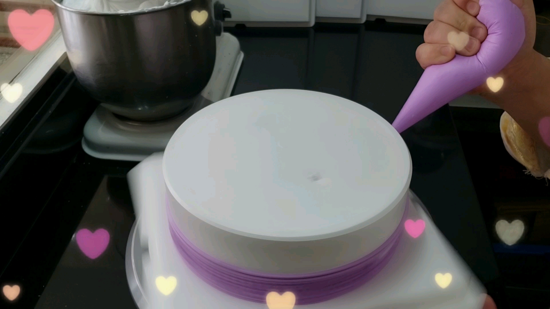 紫色的水果蛋糕,简单易学,可以自己动手试一试哦!