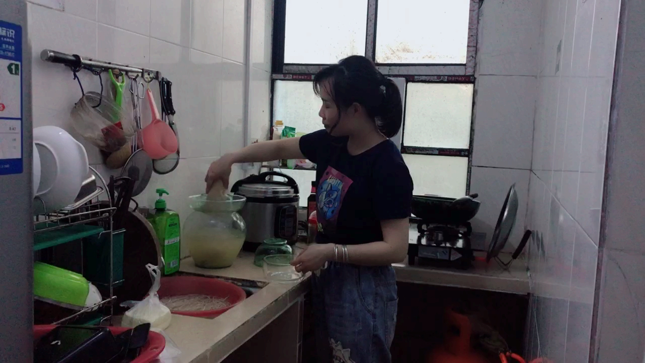 小四秘制酸辣汤,夏天开胃的酸汤,好美味