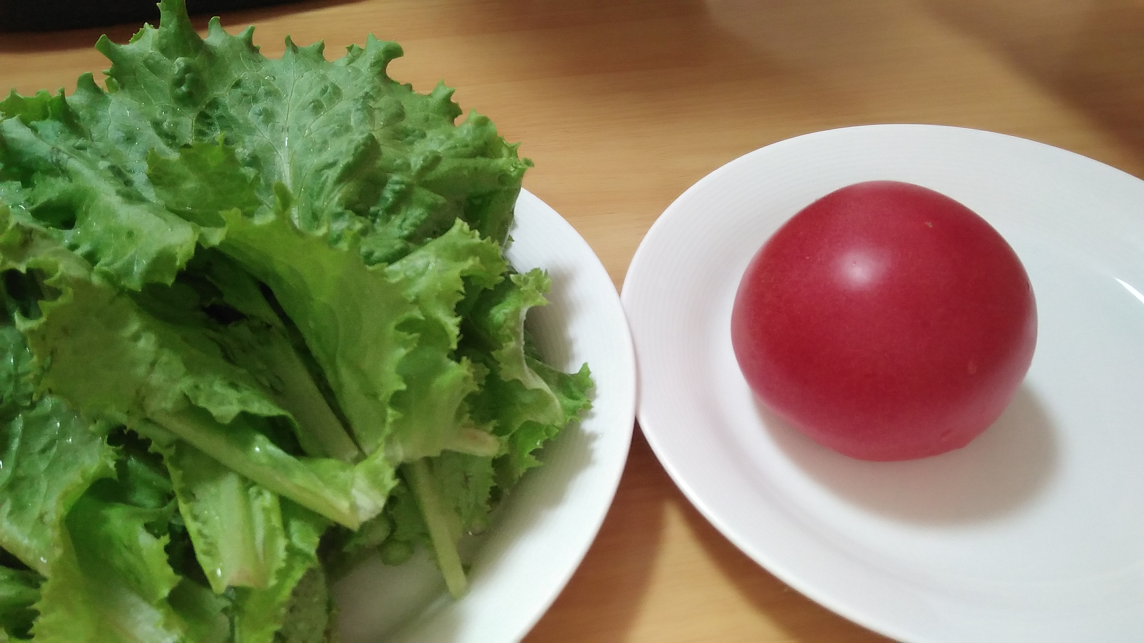 生菜加一个西红柿这样做简单好吃又营养