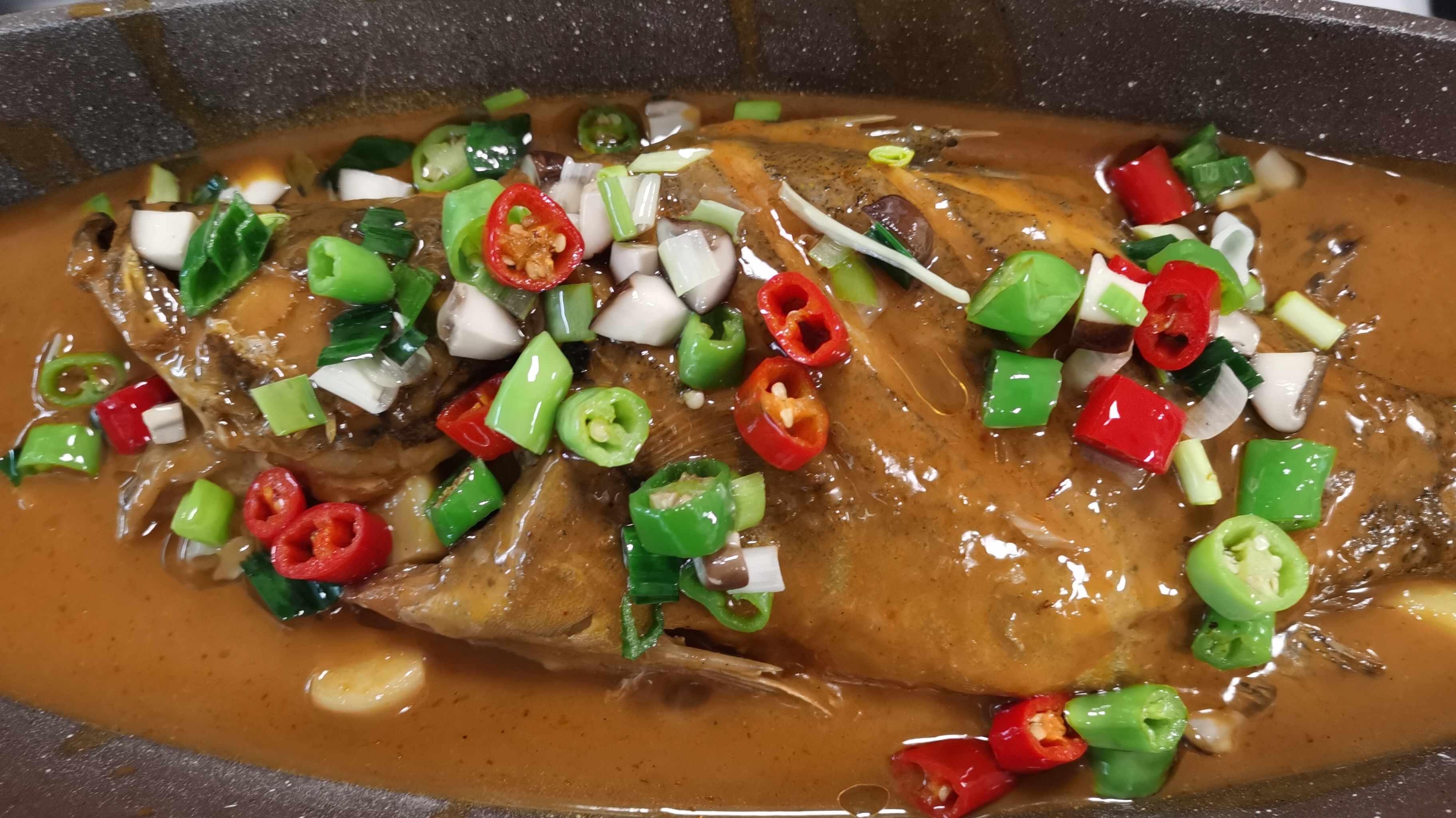 辉哥做菜:安徽名菜臭鳜鱼,我来做,你来吃