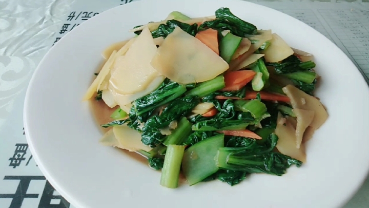 油菜烧土豆片很多人第一步就做错了李家小厨教你这样做