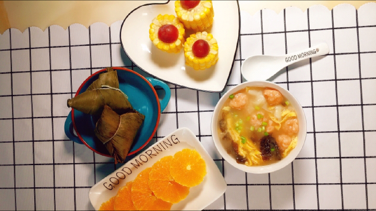 1块钱的饺子皮加5只虾也可以做营养早餐,孩子的营养,从早餐开始