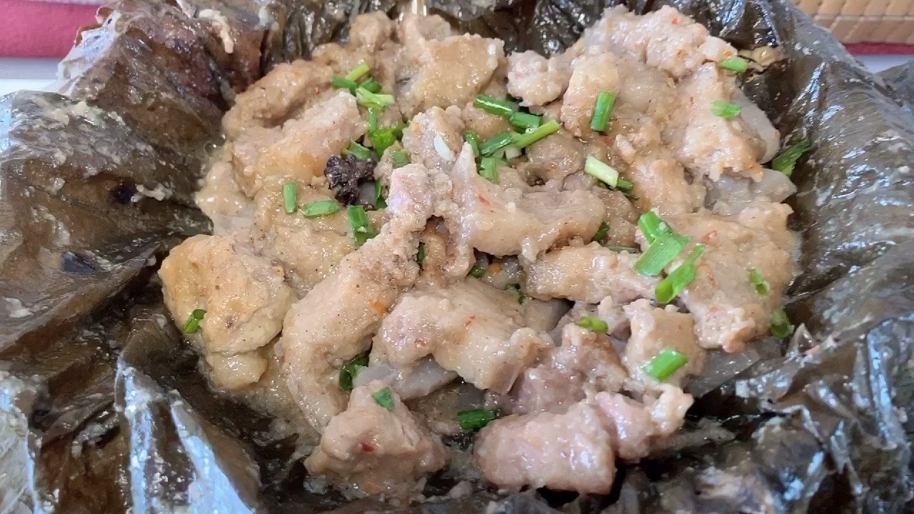 荷叶粉蒸肉  又嫩又香 好吃不腻