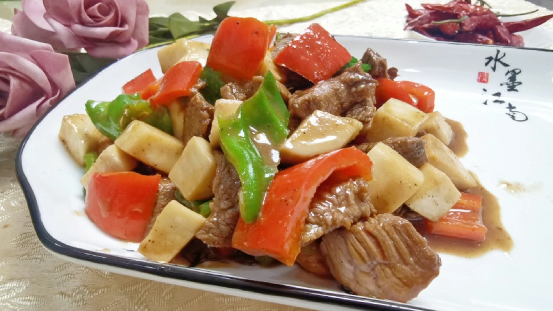 彩椒蒜子牛肉粒,跟我这样在家也能做得鲜嫩多汁