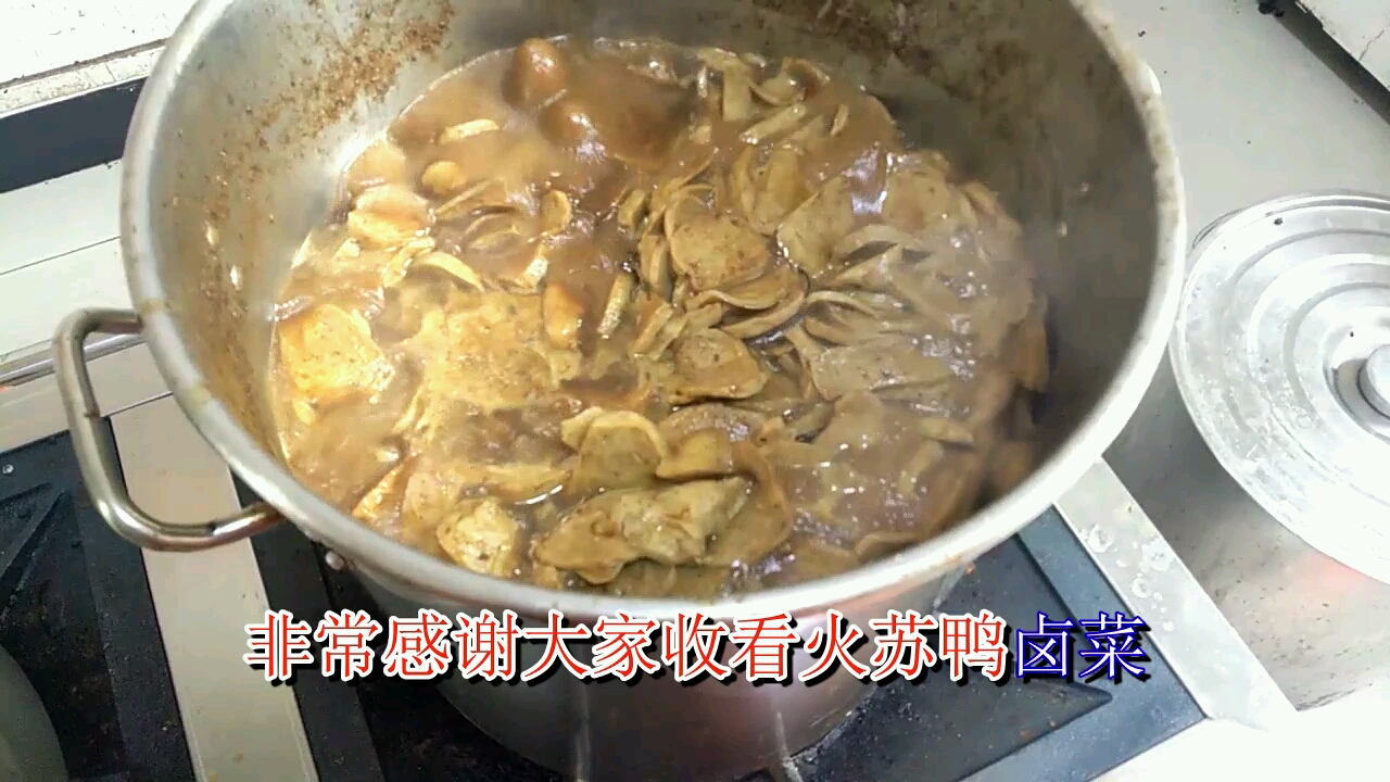 自己在家做卤鸭锁骨,经济实惠又好吃,做法很简单