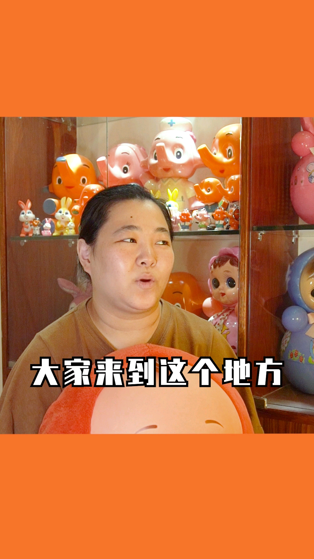 爱好收藏昭和玩具的老板娘,把自家蛋糕店装饰成童话世界~