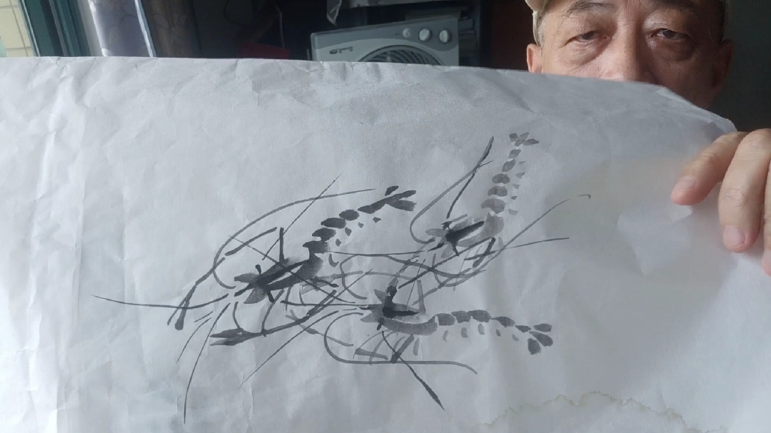 这三只虾是怎样画的?看看老王画虾的过程