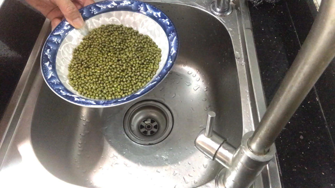 清热解毒的绿豆糍粑,少数民族常用主食,越吃越健康