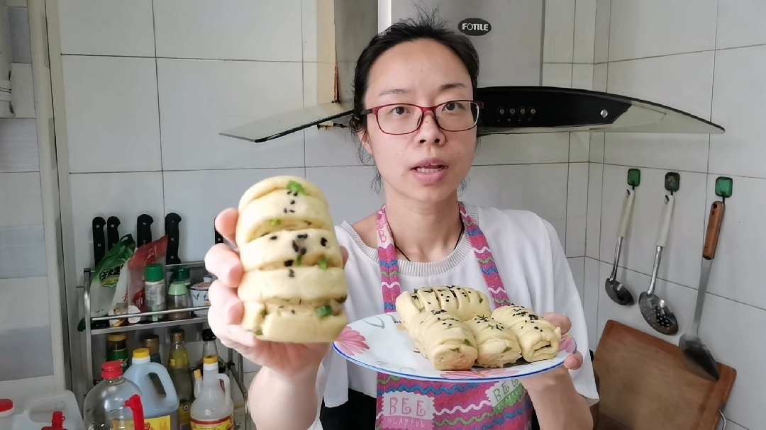 杂粮葱香花卷这样做,100:150黄金比例,营养更均衡糖友理想主食