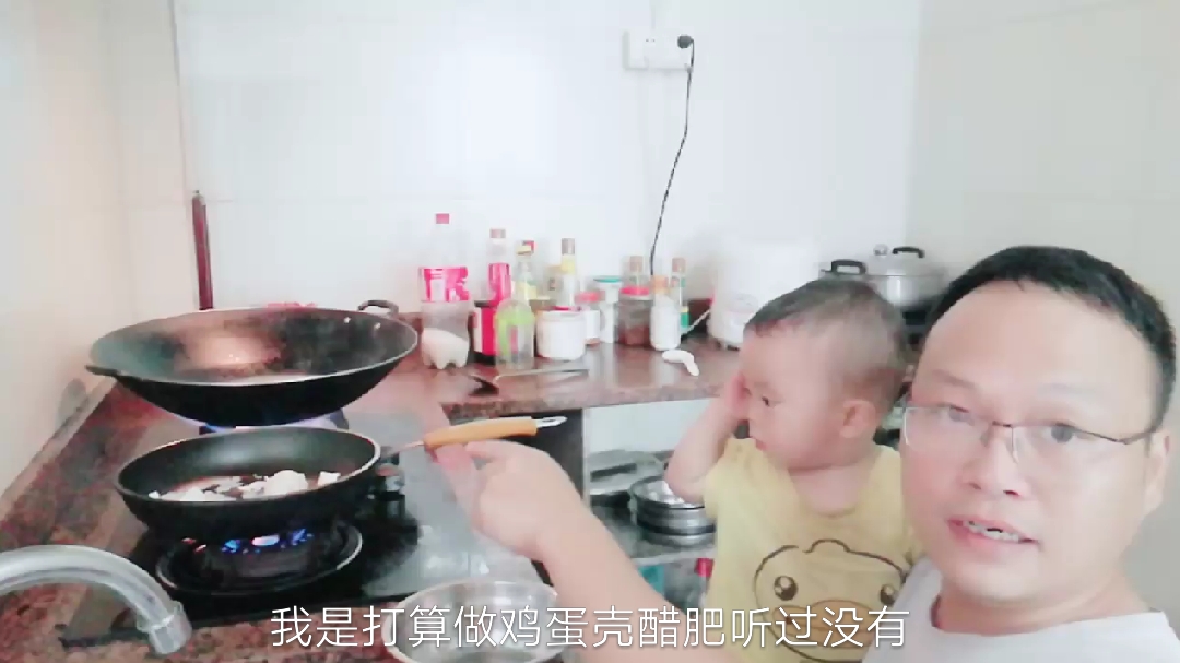 百香果打了兴奋剂?鸡蛋壳白醋红糖有机肥!花开不断,果挂满枝!