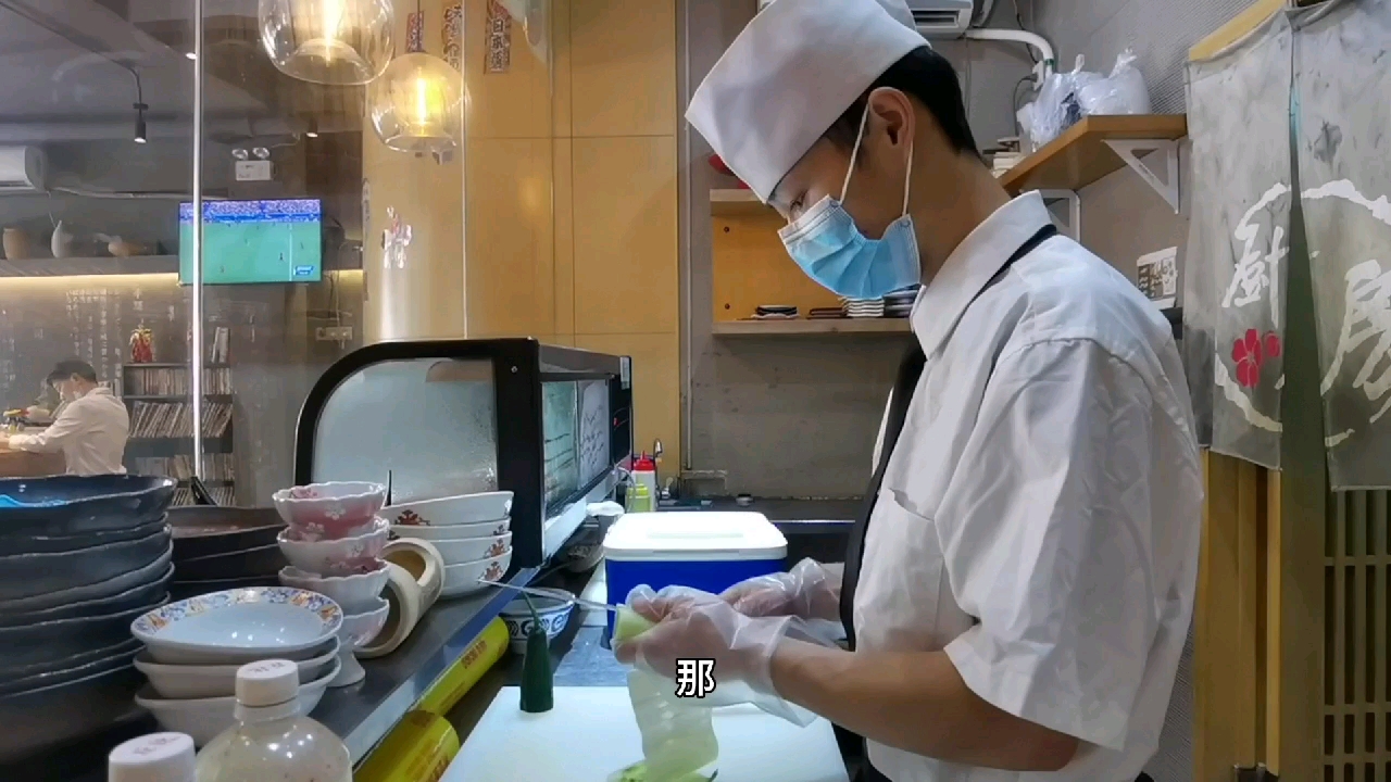 虹鳟鱼和三文鱼的区别,日料店师傅说一说