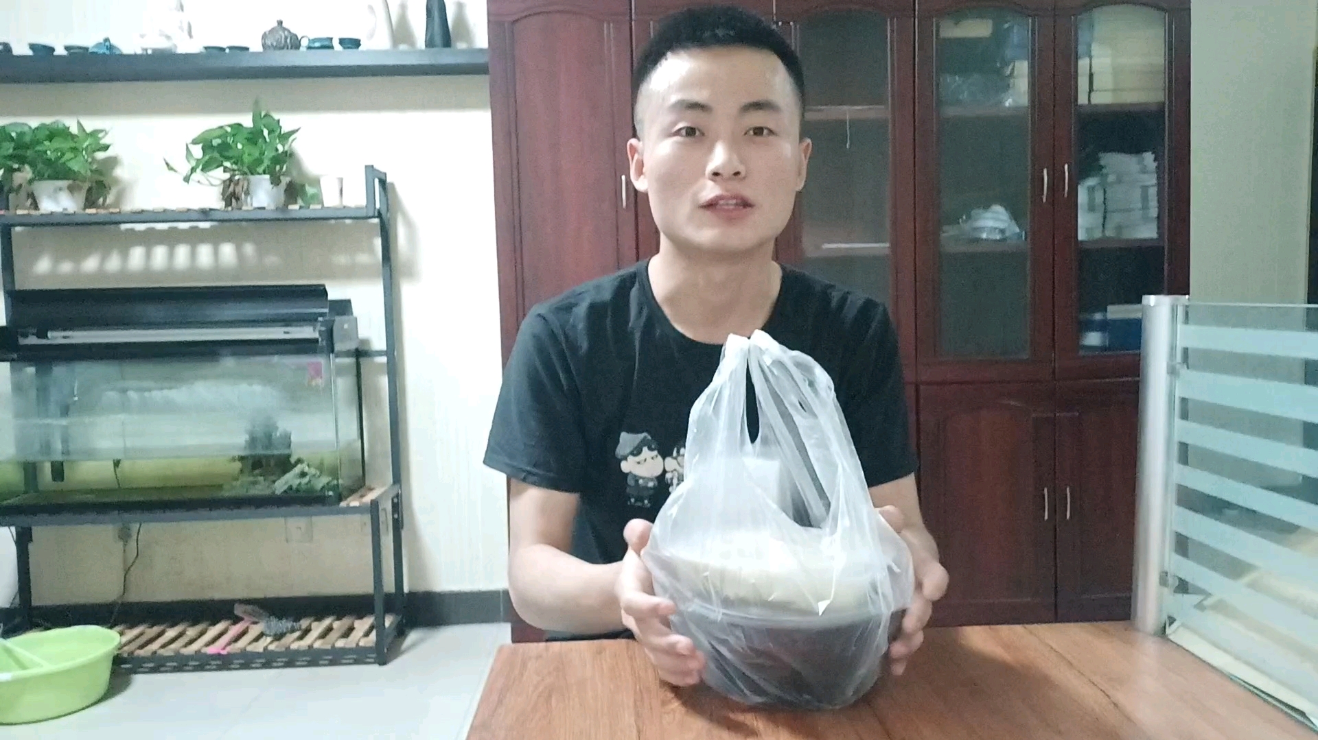 【试吃】初到石家庄~试吃下伪特色美食。。。牛肉罩饼!