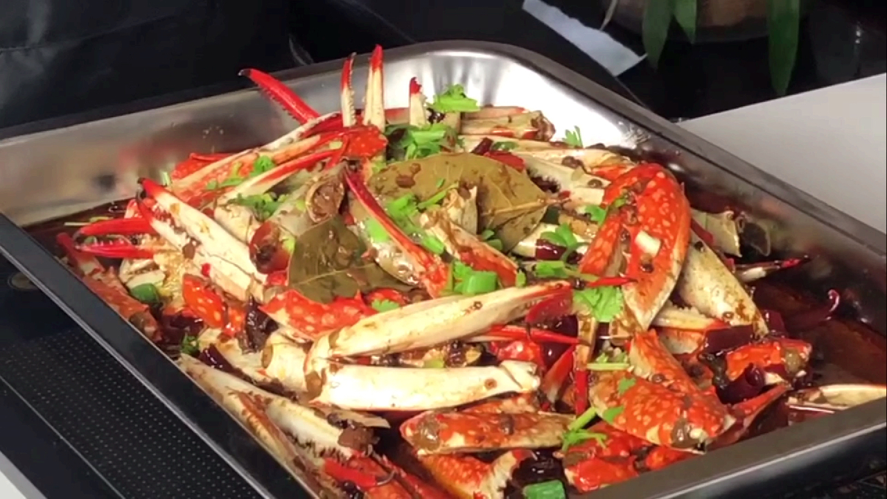 自制香辣炒蟹钳,够辣够鲜美,还不快学起来