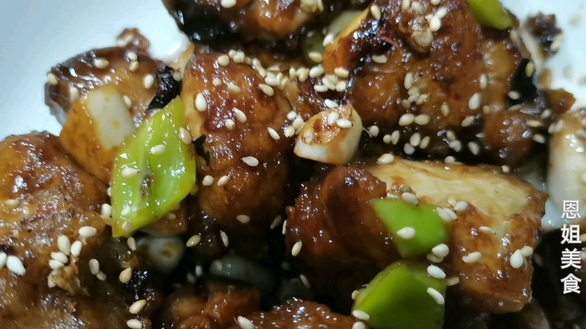 麻香鸡腿简单易做,入口脱骨味道鲜美,真的是太好吃了!