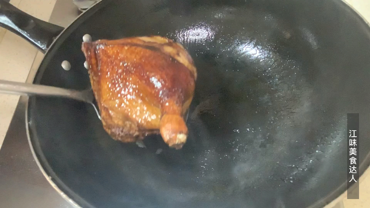 酱鸭腿的做法,掌握配方做出来的鸭腿酱香浓郁,香甜可口