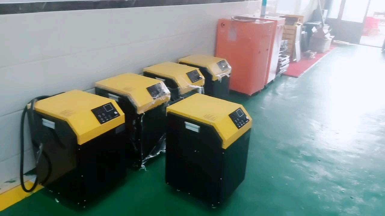 水乐士蒸汽洗车机生产研发基地,重油污细菌汽车内外饰精洗除异味