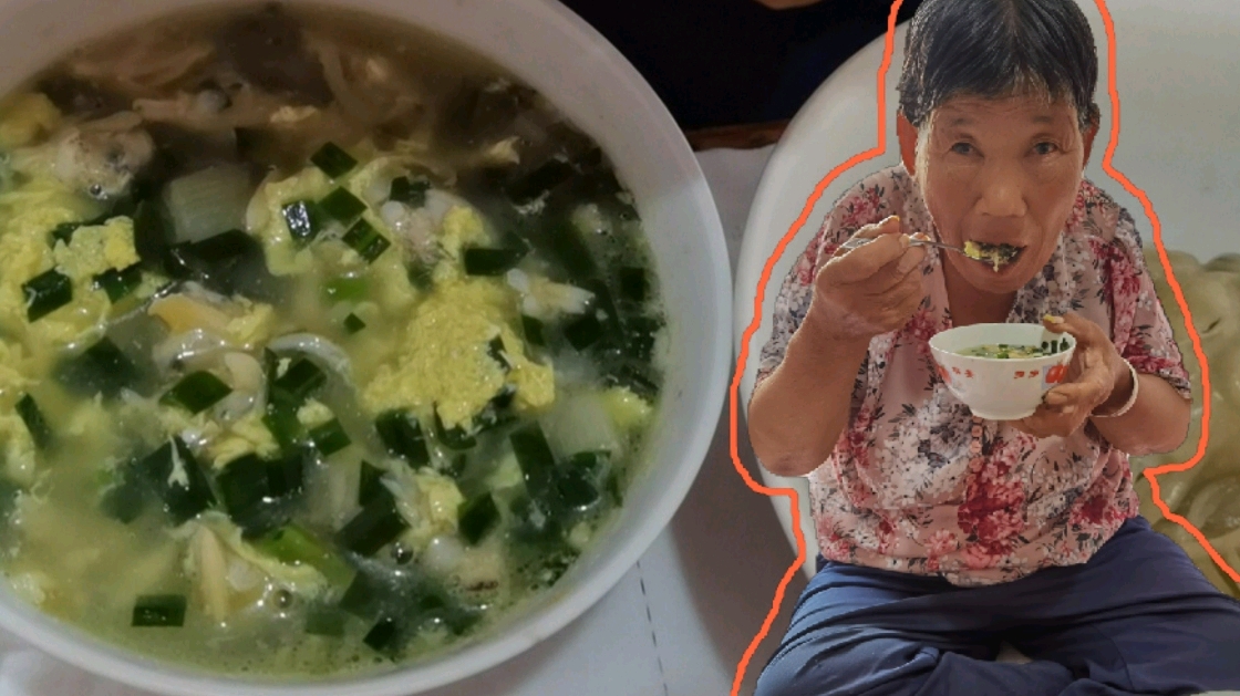 1把韭菜2把蛤蜊肉3个鸡蛋做海鲜汤,婆婆大口喝汤,吃过瘾