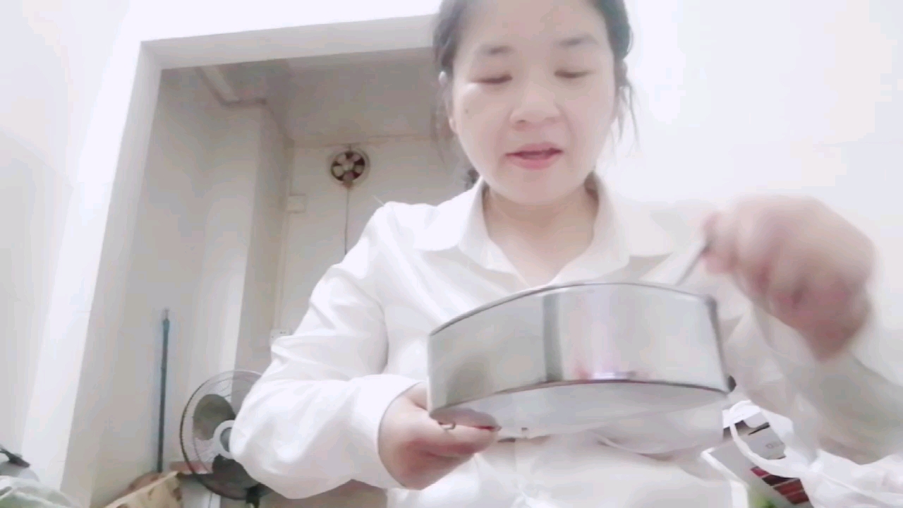 老坛泡椒牛肉面  麻与辣交织在一起