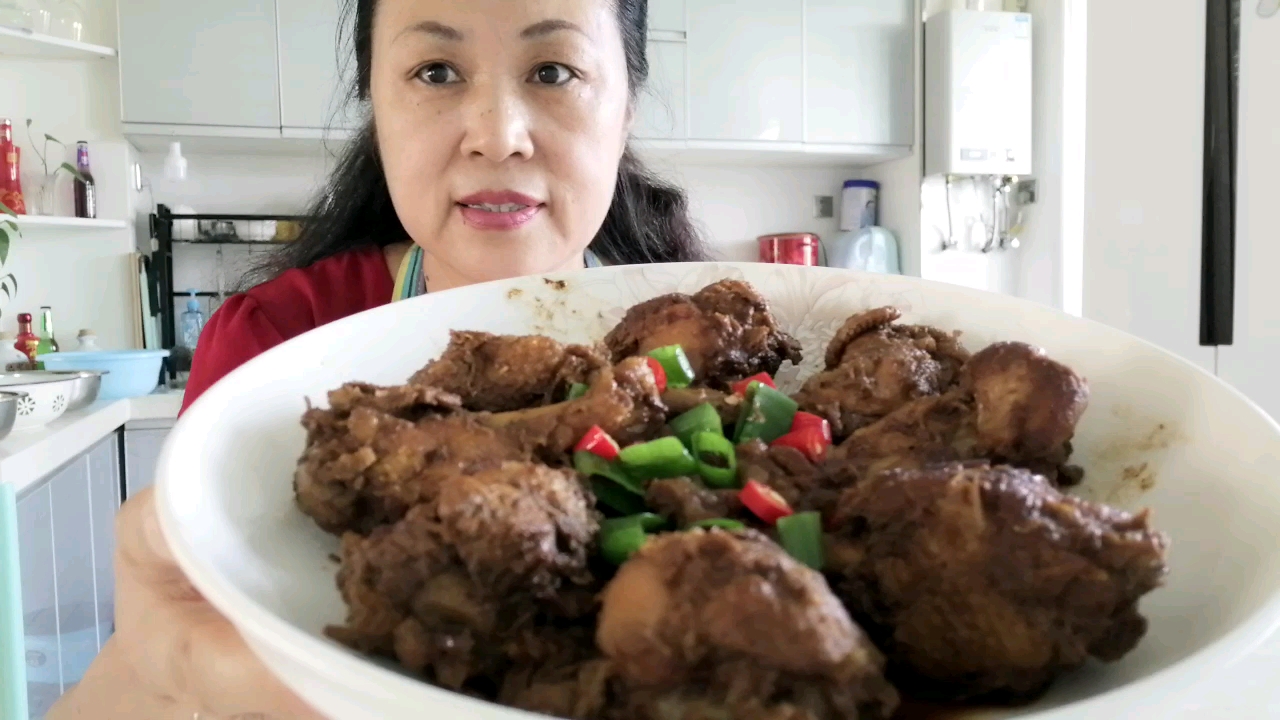 鸡翅根的农家特色做法,不用油炸,好吃不腻,肉嫩味美,收藏吧