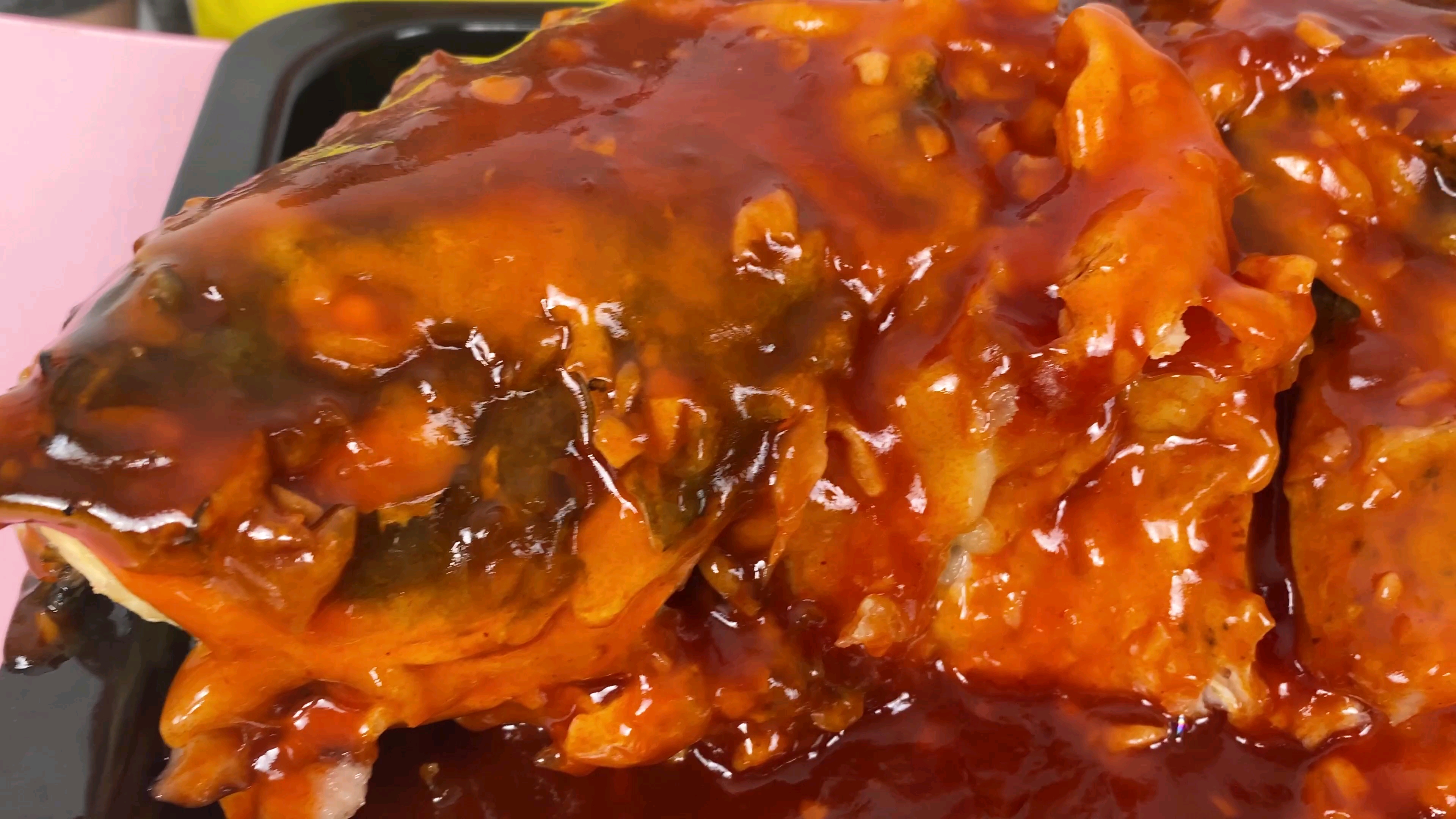 糖醋黄河鲤鱼,爽口,酸甜,绝对是你餐桌上必不可少的一道佳肴!