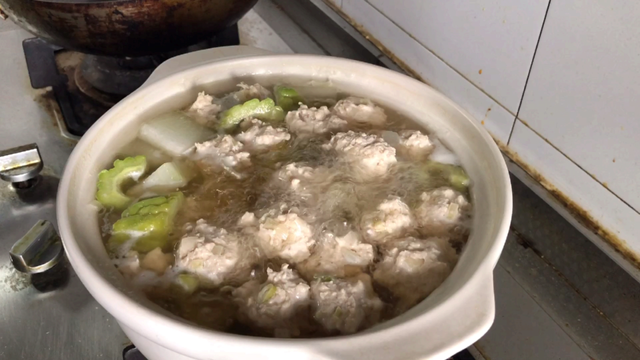 入伏第一天做一道双瓜肉丸汤,去湿去毒味道独特,好喝