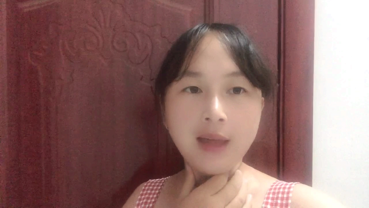 90后妹子创业做卤菜,光鲜亮丽的背后,是一个个艰辛的付出