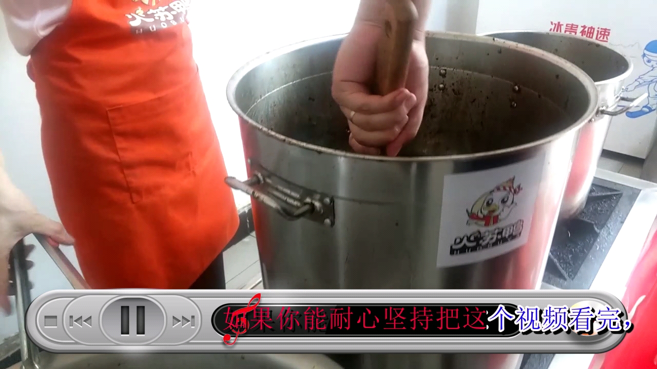 我其实想问一问正宗久久香鸭脖哪里学,感谢这个师傅的深入讲解