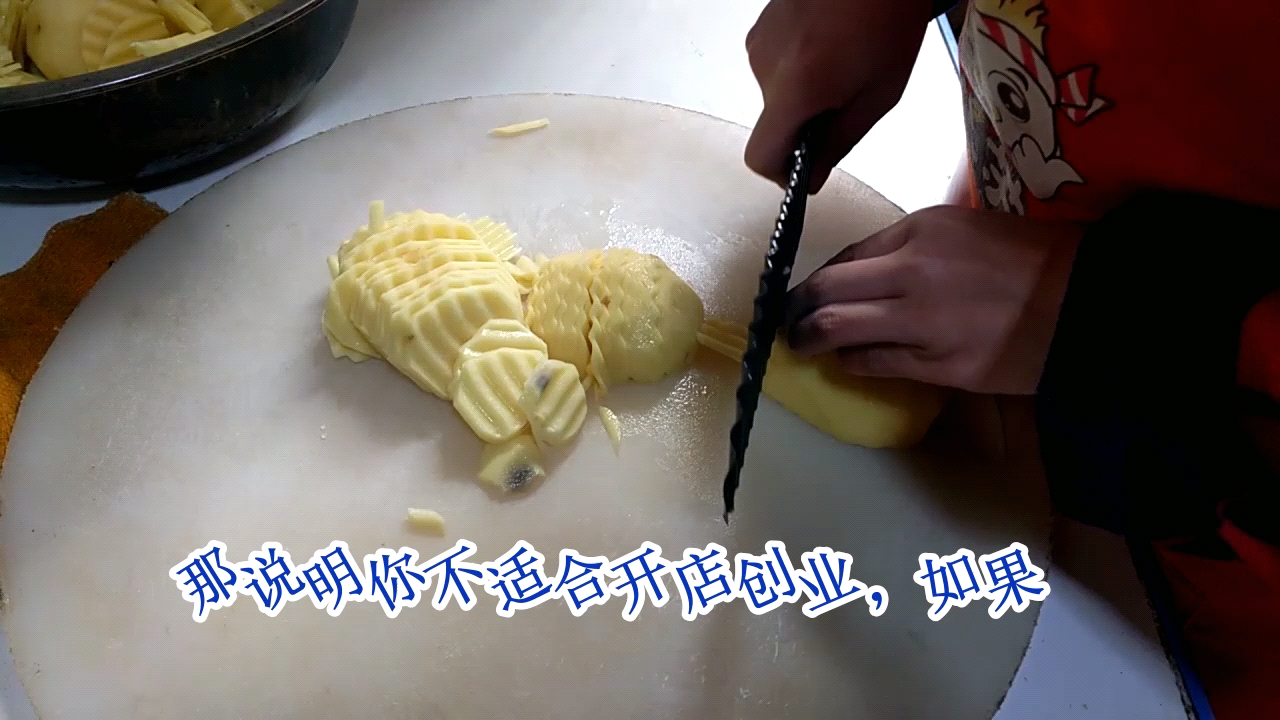 5年老师傅告诉你哪里有久久鸭脖学,卤菜摆摊生意好