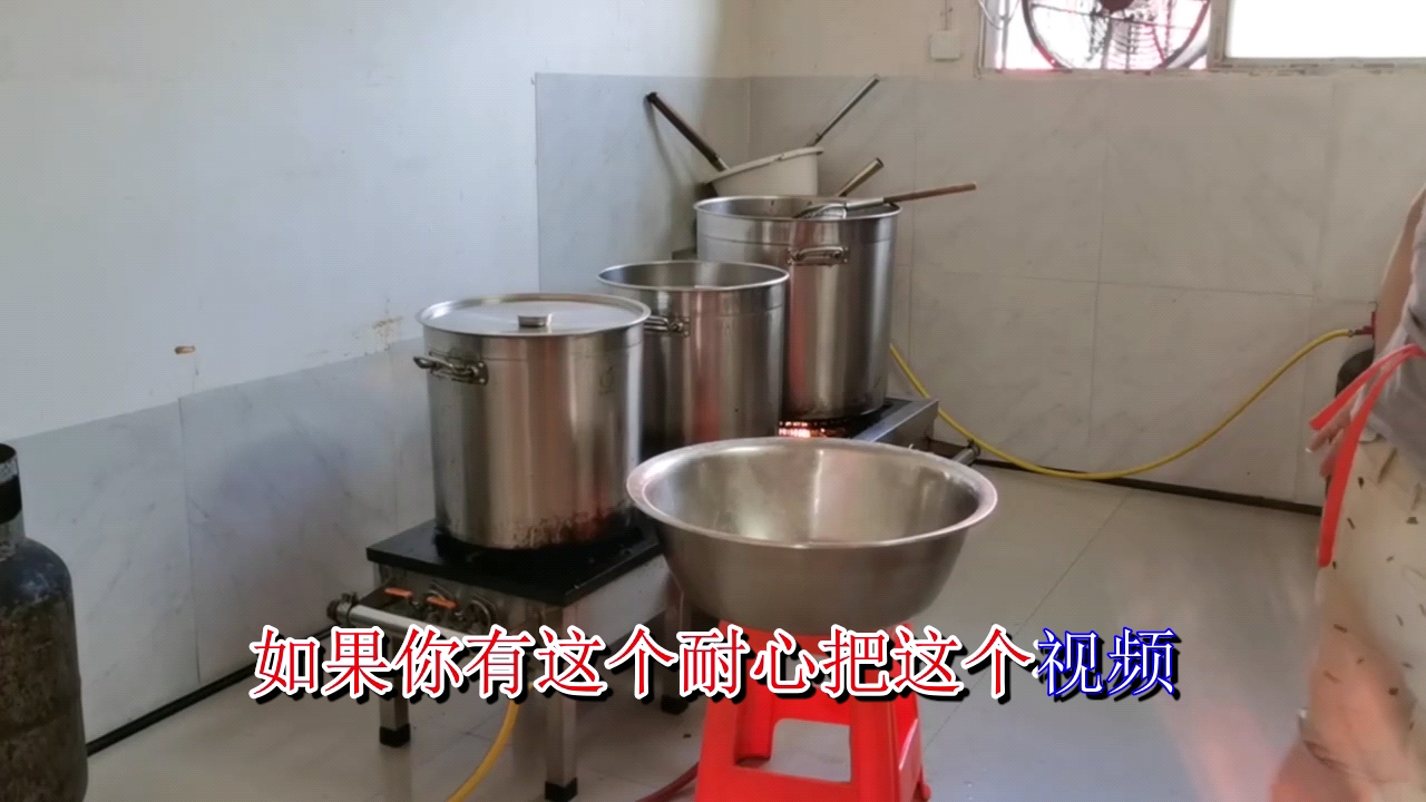 摆摊阿姨告诉你武汉哪里学鸭脖好,卤菜师傅都不会说的行业秘密