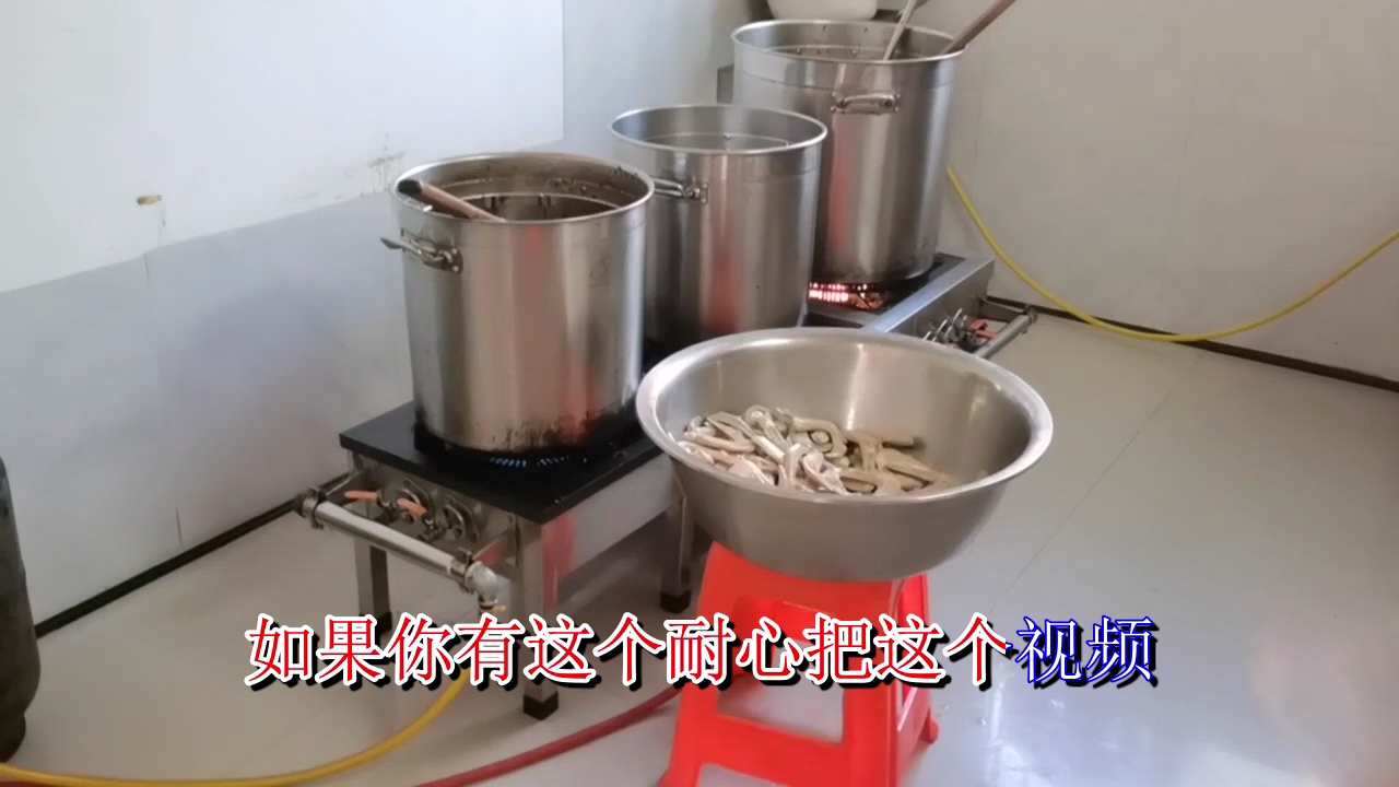 想学个正宗技术却不知道去武汉哪里学精武鸭脖,卤菜加盟店的学员