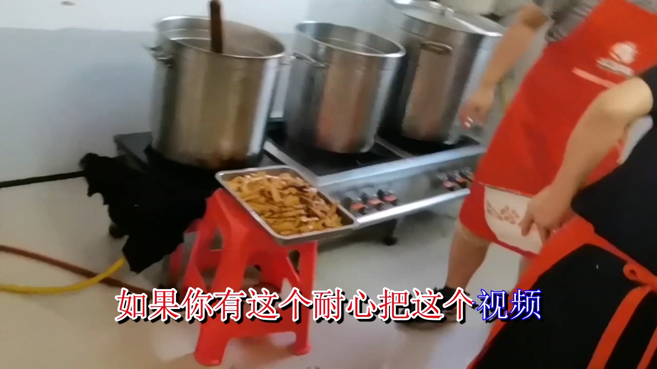 想做一个卤味店但是不知道学久久鸭脖哪里有,卤菜师傅都会告诉你