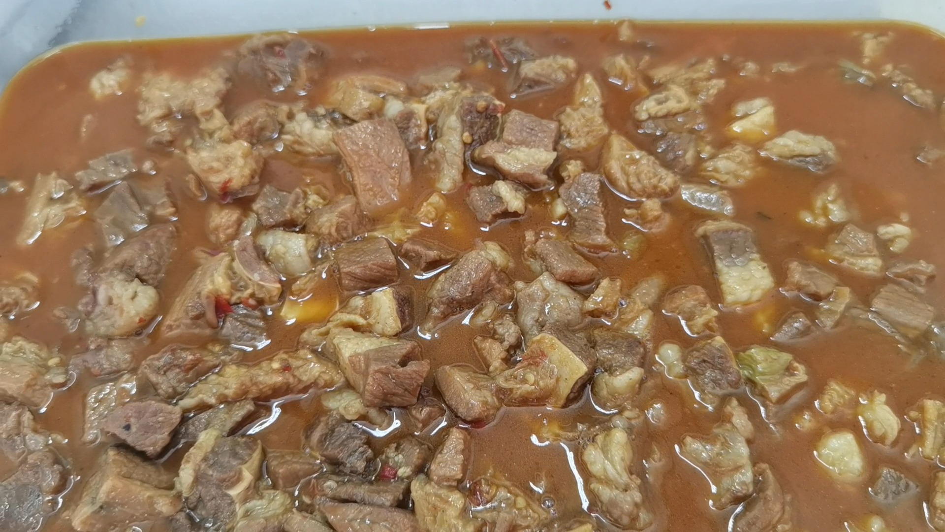 原来牛腩是这样制作的