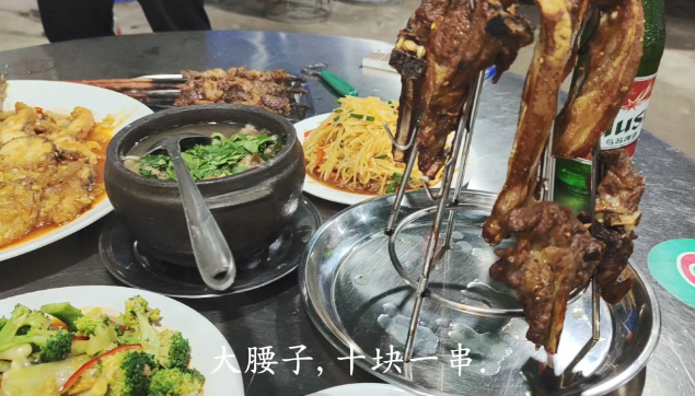 这家店回头客超多