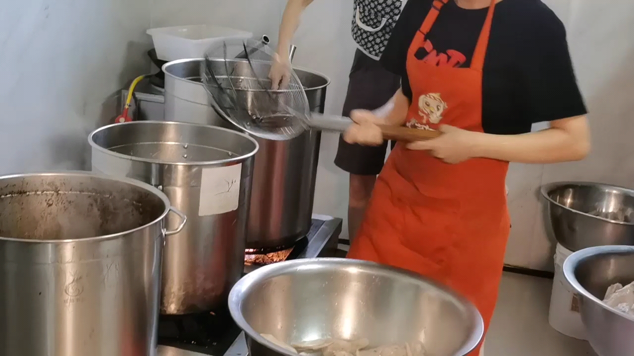 不懂我教你一家绝味鸭脖一年利润是多少钱,跟师傅学习卤味