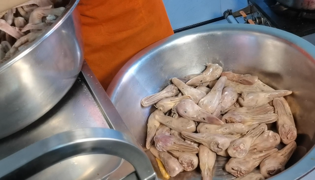 好吃的卤味该怎么做绝味鸭脖培训哪里有,周黑鸭都不敢这么熬制